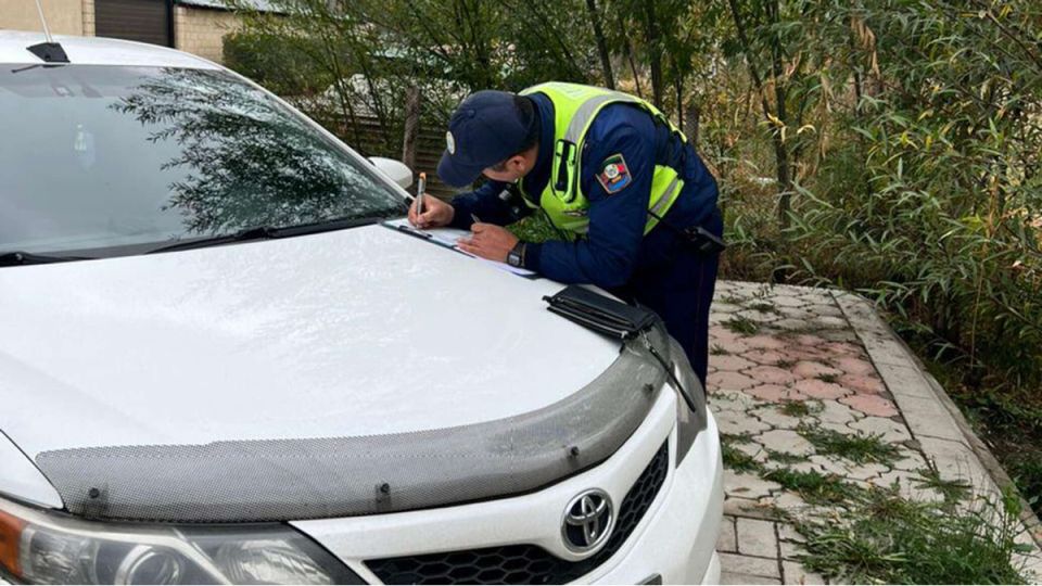 Штрафы у подъезда: новые правила для автомобилистов