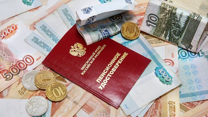 Пенсионеры получают новые права: как взыскать моральный вред за задержки выплат