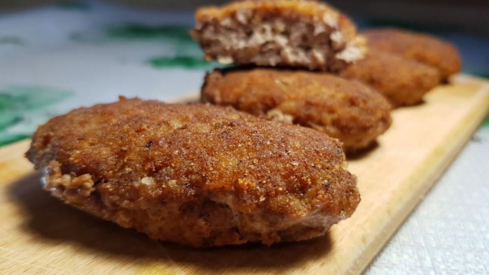 Как приготовить идеальные котлеты по рецепту советских кухарей