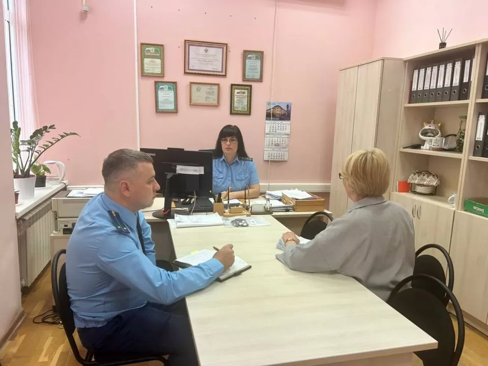 Прокуратурой Северского совестно с руководством Северского районного отделения судебных приставов проведен тематический прием граждан