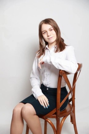 Диана Никонцева, выпускница школы №100, получила высший балл на ЕГЭ по литературе