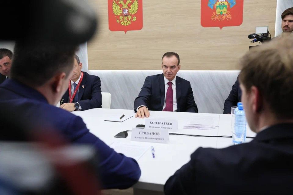 Вениамин Кондратьев: С руководителем зернового холдинга «Деметра» Алексеем Грибановым обсудили перспективы сотрудничества