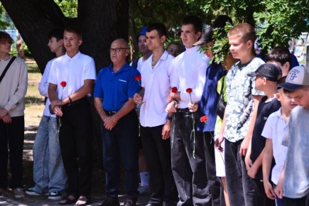 Сегодня, в парке им. М. Горького, состоялось памятное мероприятие, посвящённое 115-й годовщине со дня рождения выдающегося лётчика, командарма, дважды Героя Советского Союза — Тимофея Тимофеевича Хрюкина