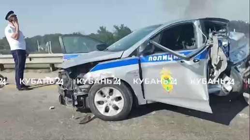 Авария с участием машины ДПС произошла на въезде в Армавир
