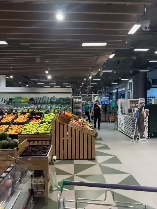    .              ,  ,  