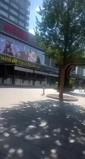   :    ,   