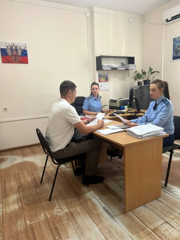 Прокуратурой Апшеронского района проведен тематический прием граждан по вопросам соблюдения законодательства об исполнительном производстве