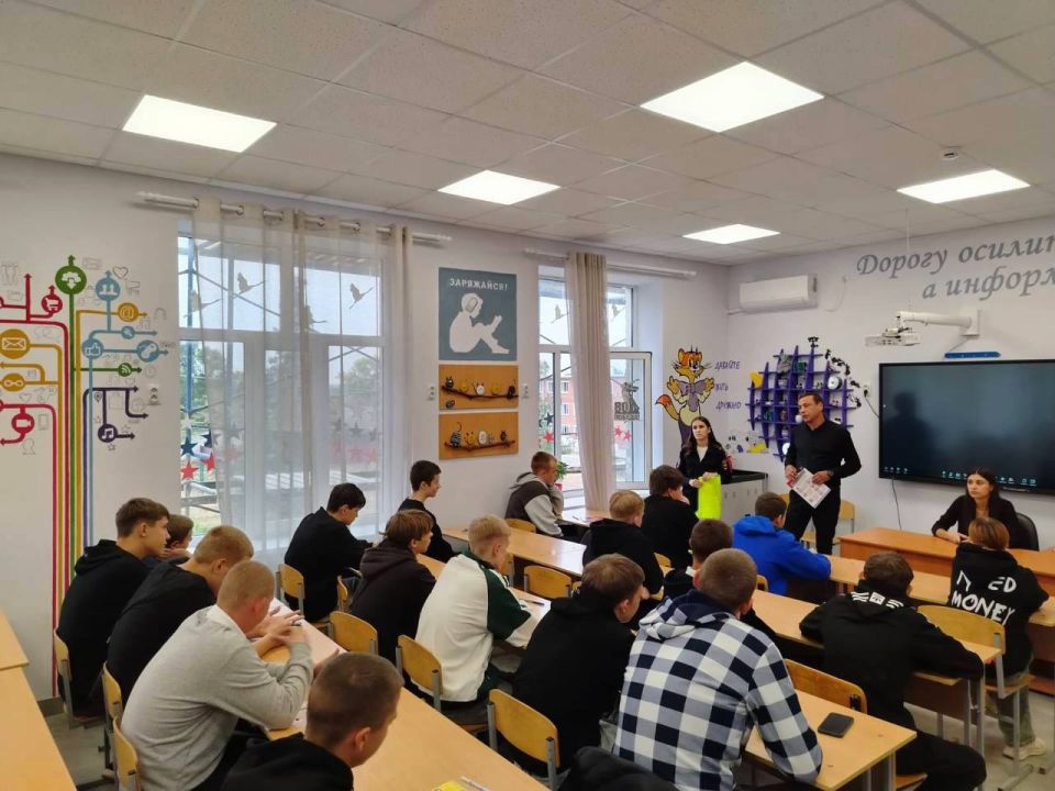 Студенты техникума узнали о безопасности на железной дороге
