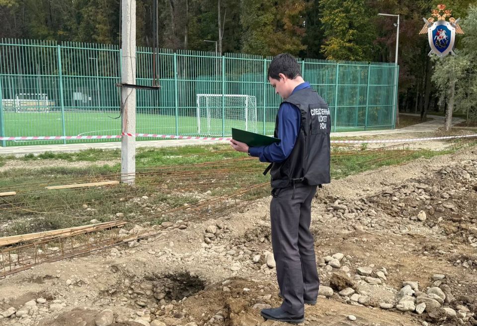 В Апшеронске возбуждено уголовное дело в связи с падением ребенка в яму