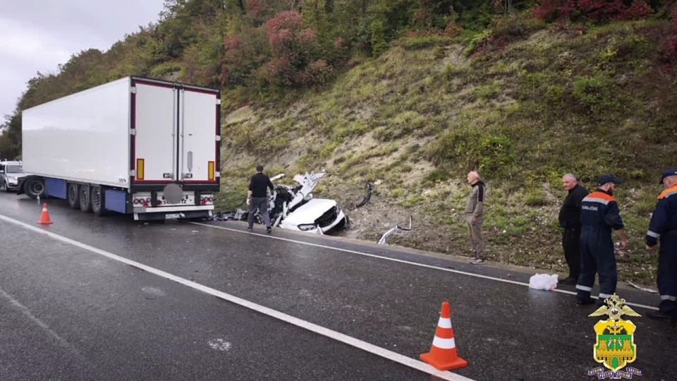 4 человека погибли в ДТП, в том числе двое детей