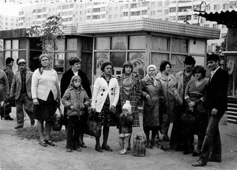 Остановка в Краснодаре на улице Тюляева, 1981 год