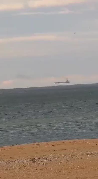 "Летающий" корабль замечен в Азовском море