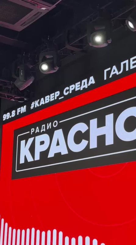 Дарим подарки всем студентам на КАВЕР-СРЕДЕ