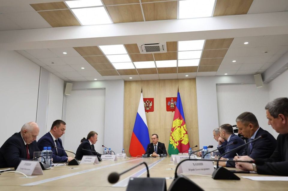 Вениамин Кондратьев: Обсудили с коллегами вопросы работы общественного транспорта в регионе