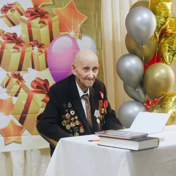 Вениамин Кондратьев: #ЗащитникиОтечестваКубань. Сегодня 102 года исполнилось краснодарцу, ветерану Великой Отечественной войны Николаю Федоровичу Синякину