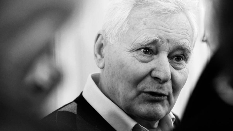 Советский и российский учёный-химик, публицист и автор трудов по истории СССР Сергей Кара-Мурза умер на 87-м году жизни, сообщил Захар Прилепин