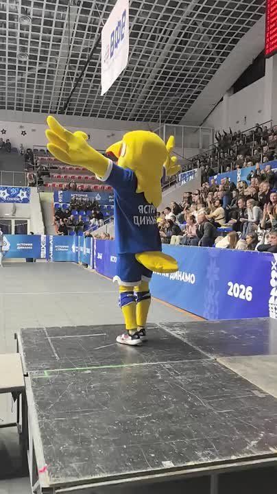    .         ?         !   ,       1:3