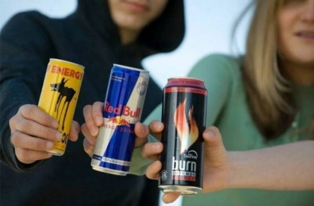 В России могут полностью запретить продажу энергетиков — не только детям, но и взрослым