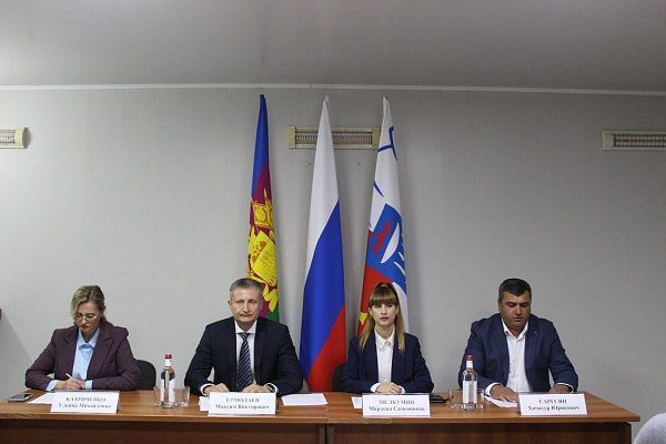 В Сочи прошла встреча с жителями микрорайона Ордынка