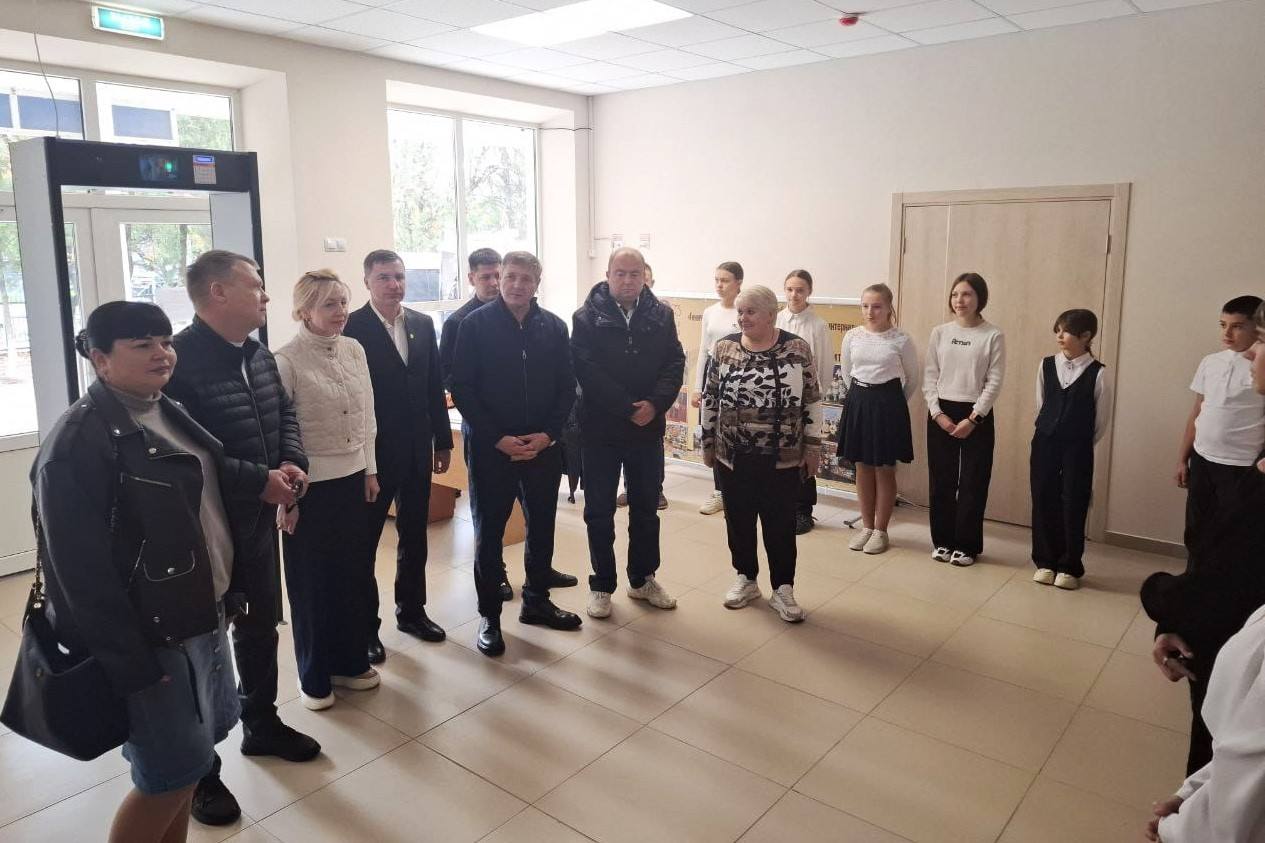 По поручению председателя ЗСК Юрия Бурлачко парламентская делегация в составе Игоря Брагарника, Дениса Хмелевского и депутата Совета Северского района Константина Барановского посетила Херсонскую область