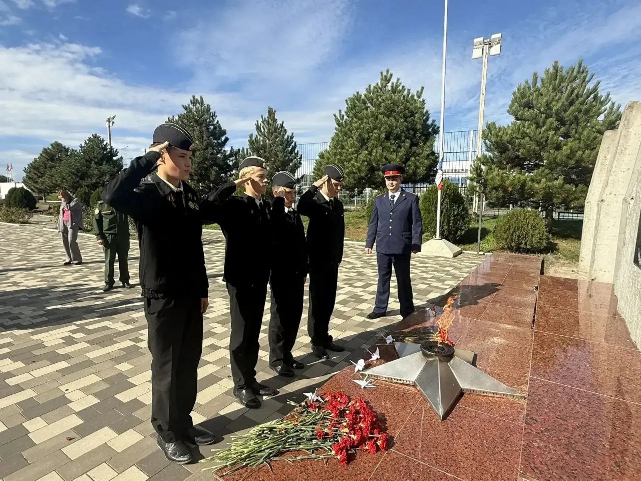 В школе № 9 в поселке Виноградном прошел Урок мужества, посвященный Дню белых журавлей   В школе № 9 в поселке Виноградном прошел Урок мужества, посвященный Дню белых журавлей
