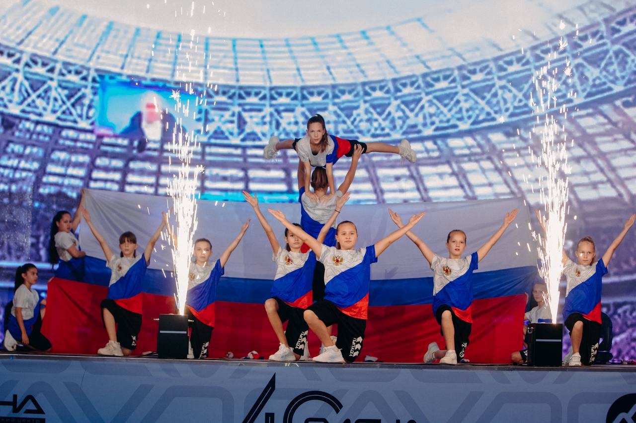 Директор Центра «ВОИН» представил опыт реализации смен «Время юных героев» на всероссийском форуме «Большие смыслы — 2025» Директор Центра «ВОИН» представил опыт реализации смен «Время юных героев» на всероссийском форуме «Большие смыслы — 2025»