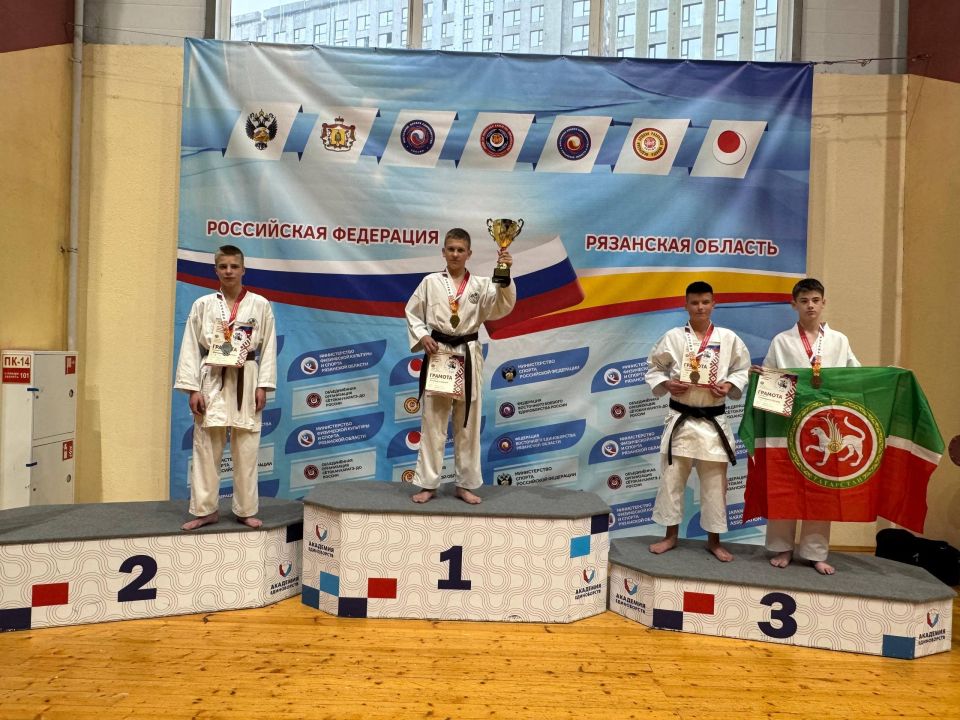 18-19     14-       Ѹ   