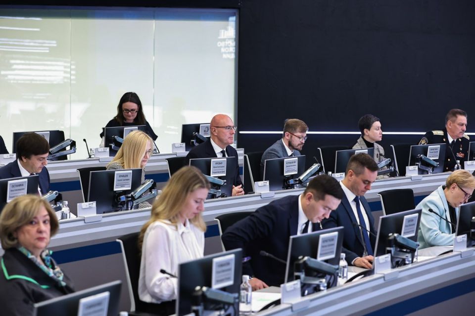  :  2025             400  