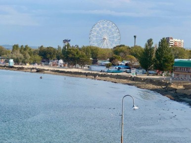Мазутное пятно снова надвигается на пляжи Анапы