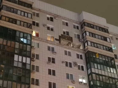 Обломки БПЛА попали в жилой дом в Подмосковье — пострадали четверо взрослых и ребенок