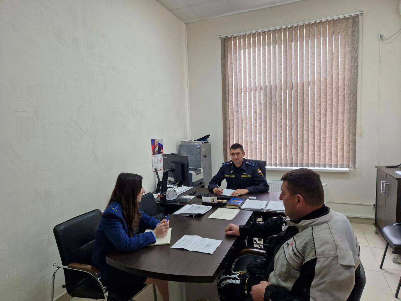 Прокуратурой Ленинградского района проведен выездной прием граждан по вопросам соблюдения законодательства об исполнительном производстве