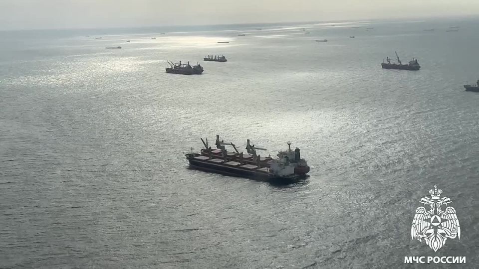 Глава МЧС России доложил на Правительственной комиссии об оперативной обстановке на побережье Краснодарского края