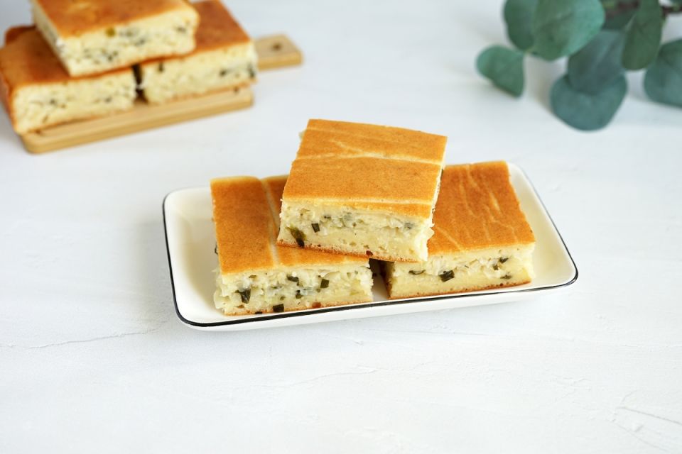 Ленивый капустный пирог: идеальное блюдо для занятых хозяек