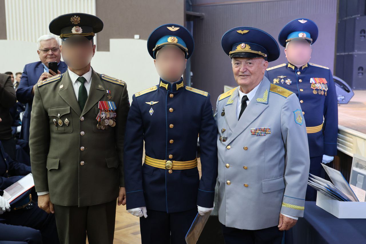 В АРМАВИРЕ СОСТОЯЛСЯ ВЫПУСК КУРСАНТОВ ЛЕТНОГО УЧИЛИЩА В АРМАВИРЕ СОСТОЯЛСЯ ВЫПУСК КУРСАНТОВ ЛЕТНОГО УЧИЛИЩА