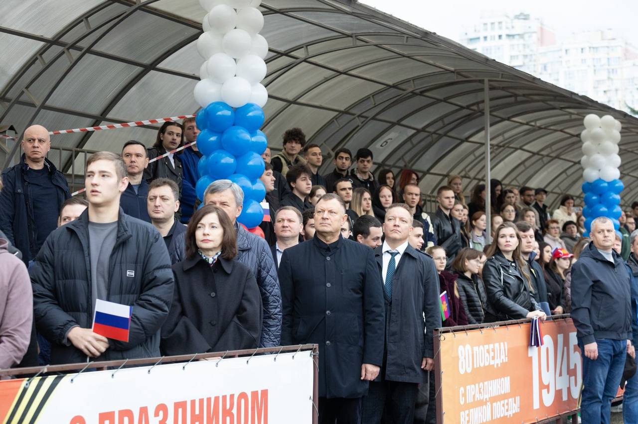 Команда аппарата прокуратуры Краснодарского края стала победителем турнира по мини-футболу, посвященного памяти Героя Труда Кубани, заслуженного юриста России, прокурора Краснодарского края Шкребца Анатолия Никитовича Команда аппарата прокуратуры Краснодарского края стала победителем турнира по мини-футболу, посвященного памяти Героя Труда Кубани, заслуженного юриста России, прокурора Краснодарского края Шкребца Анатолия Никитовича