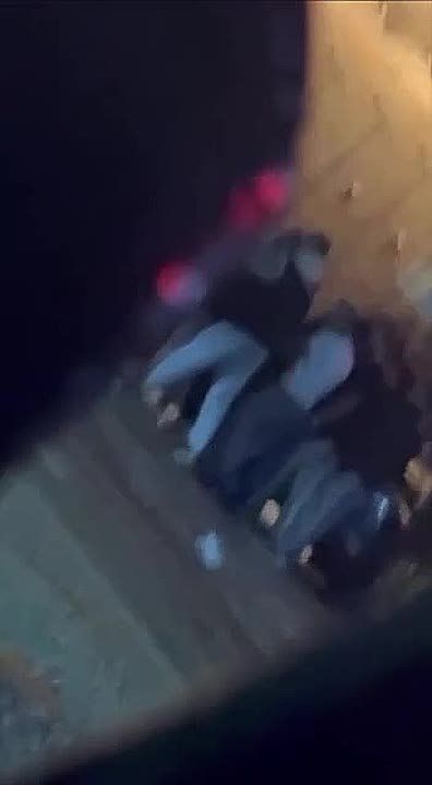Пьяный водитель врезался в легковушку и наехал на двоих людей в Краснодарском крае, один из пострадавших в больнице, сообщили в МВД региона
