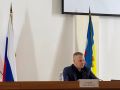 Рабочую неделю начал с планерного совещания, на котором заслушал заместителей и руководителей подразделений о выполнении поручений