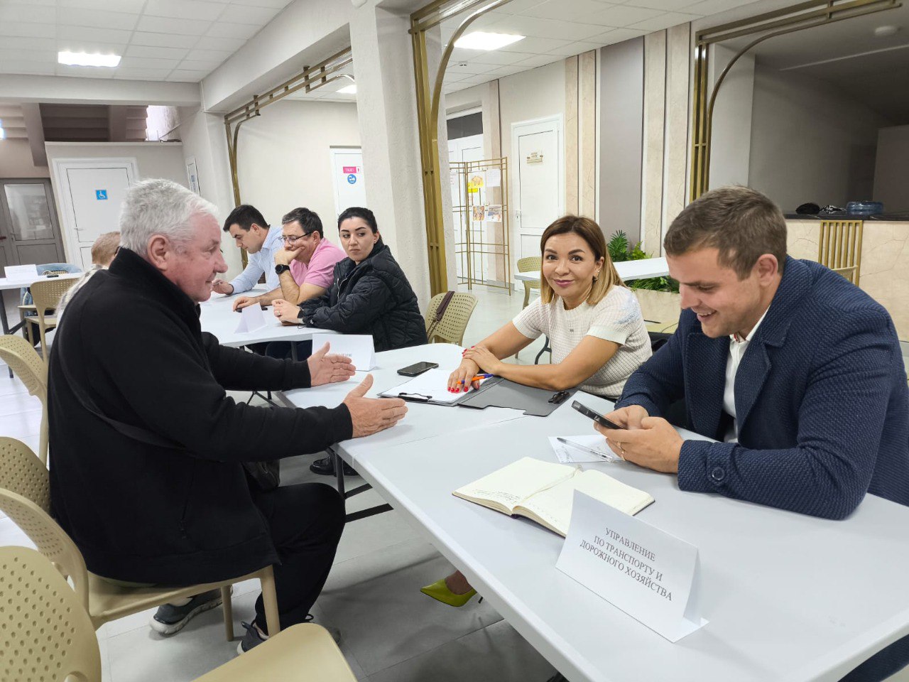В Витязево сегодня работал выездной консультационный центр В Витязево сегодня работал выездной консультационный центр