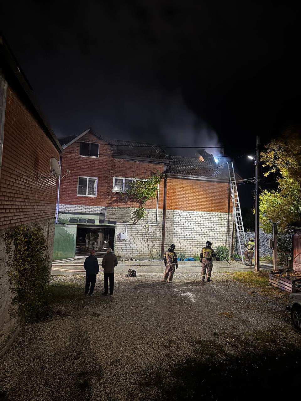 Будьте предельно внимательны к соблюдению правил пожарной безопасности в осенне-зимний период! Будьте предельно внимательны к соблюдению правил пожарной безопасности в осенне-зимний период!