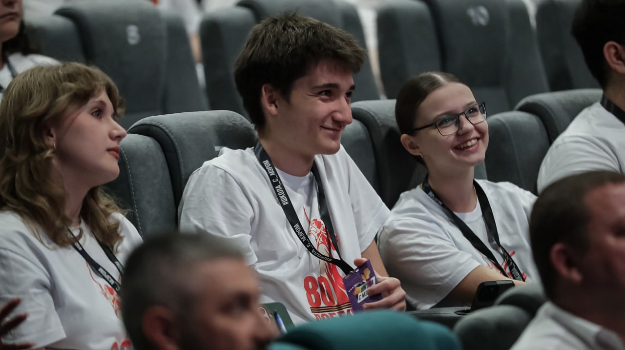 Специалисты управления гражданской защиты провели занятие по безопасности в школе №110 Специалисты управления гражданской защиты провели занятие по безопасности в школе №110