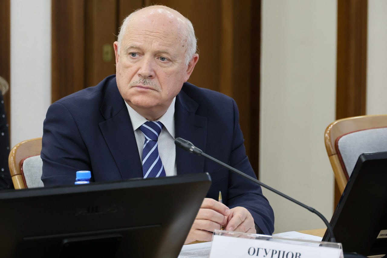 Вениамин Кондратьев: С начала 2025 года реализовали 102 крупных инвестпроекта на 113 миллиардов рублей Вениамин Кондратьев: С начала 2025 года реализовали 102 крупных инвестпроекта на 113 миллиардов рублей