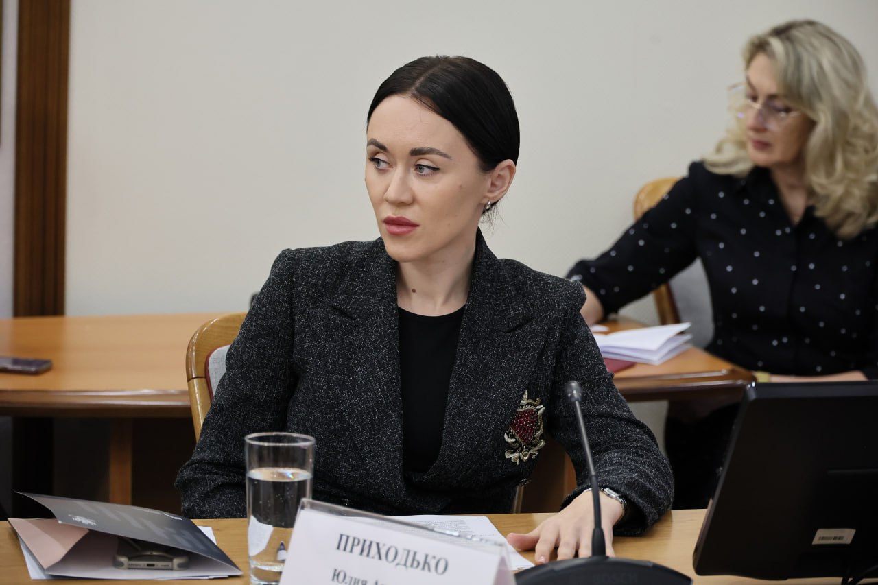 Вениамин Кондратьев: С начала 2025 года реализовали 102 крупных инвестпроекта на 113 миллиардов рублей Вениамин Кондратьев: С начала 2025 года реализовали 102 крупных инвестпроекта на 113 миллиардов рублей