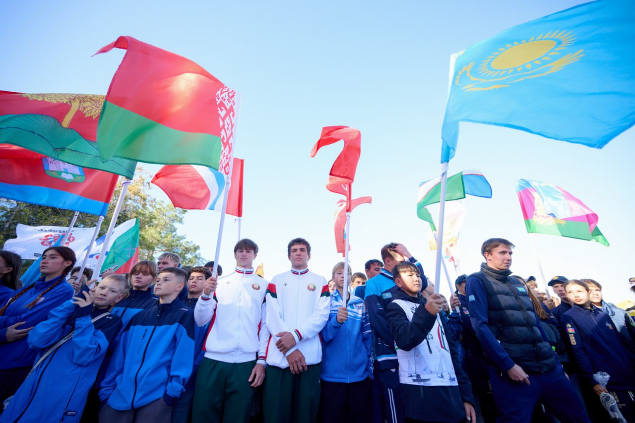 Открытие 34–й Международной Геленджикской регаты!