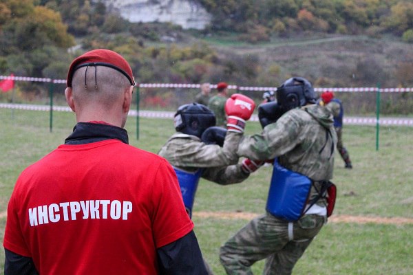 Испытания на право ношения крапового берета завершились в Южном округе Росгвардии Испытания на право ношения крапового берета завершились в Южном округе Росгвардии