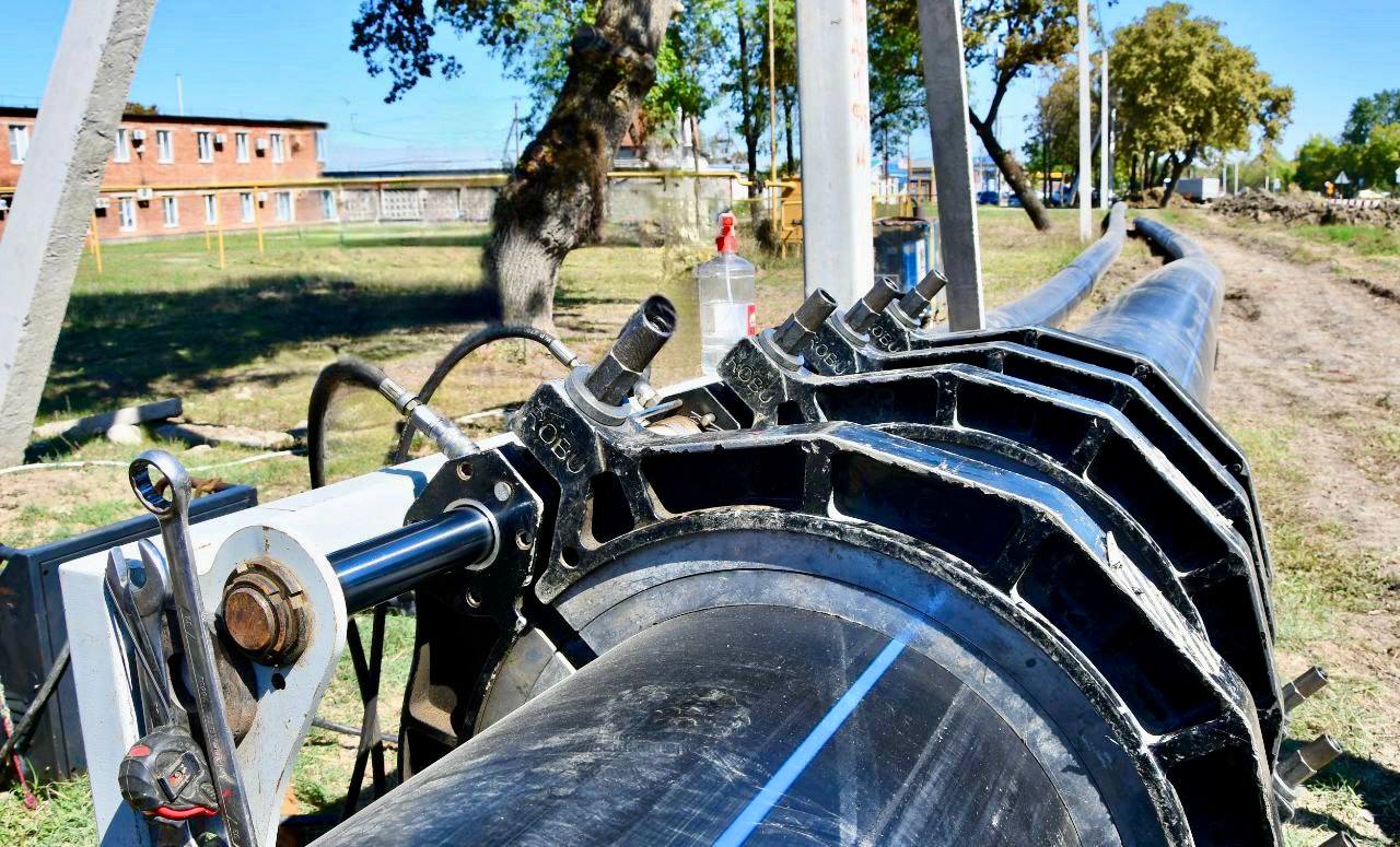 В Горячем Ключе продолжают капремонт магистрального водовода