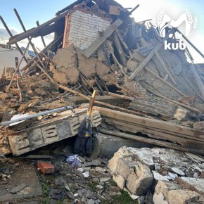 Газ взорвался в жилом доме в Северской