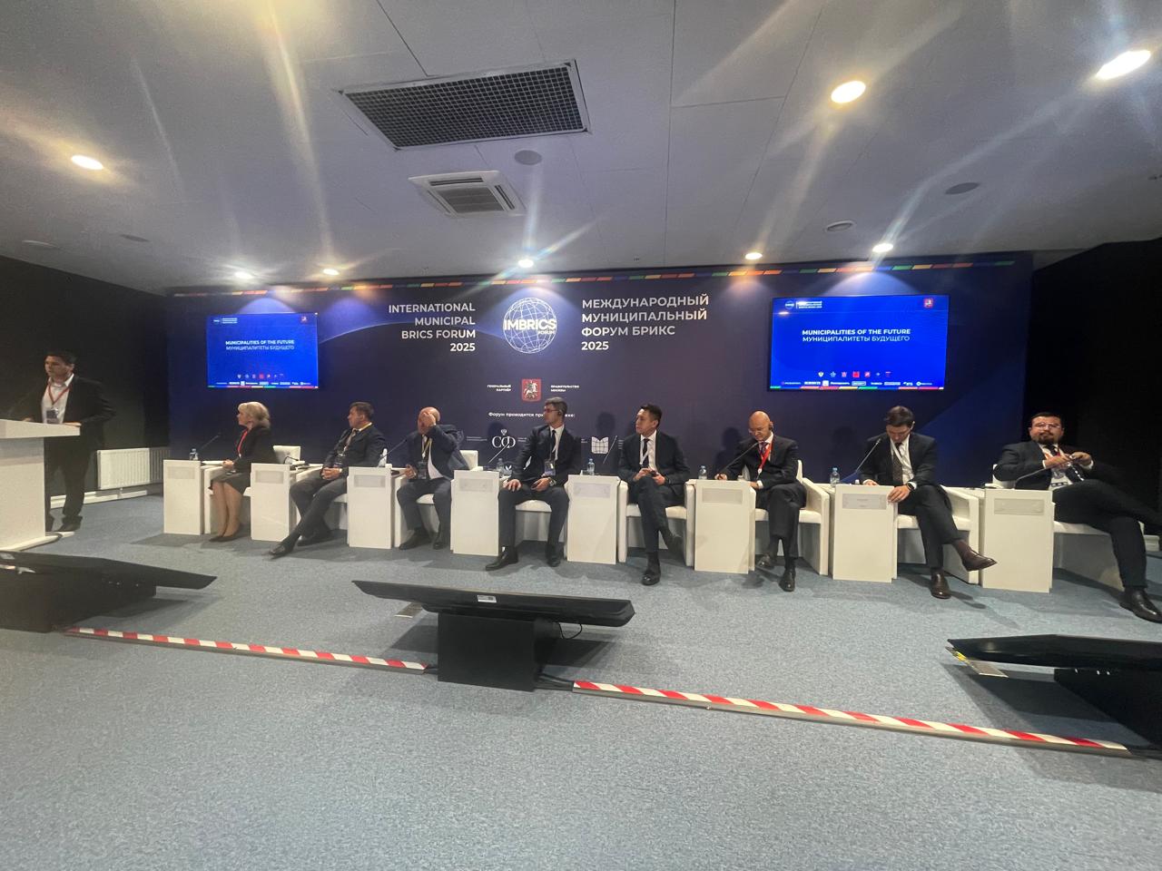 Андрей Харченко: В Санкт Петербурге открылся Международный муниципальный форум БРИКС-2025 Андрей Харченко: В Санкт Петербурге открылся Международный муниципальный форум БРИКС-2025