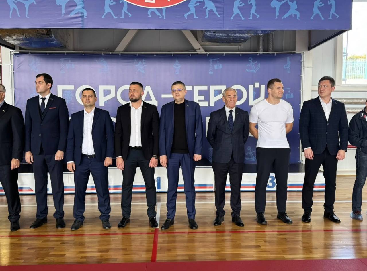 В Центре спортивных единоборств Новороссийска стартовал Турнир по боксу В Центре спортивных единоборств Новороссийска стартовал Турнир по боксу