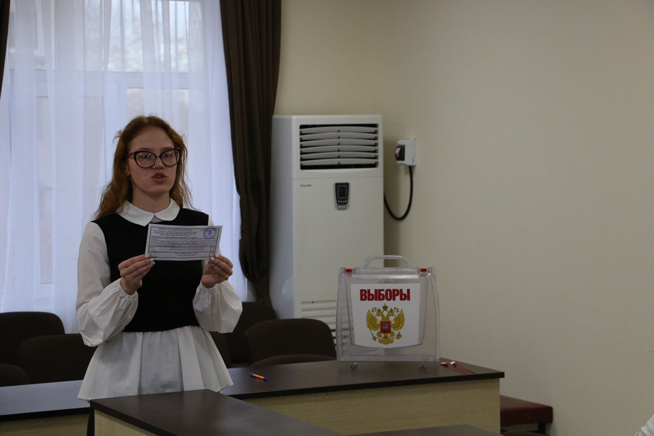 28 октября в зале Совета муниципального образования Ейский район проведено первое очное заседание ученического Совета муниципального образования Ейский муниципальный район Краснодарского края, который образовался по итогам... 28 октября в зале Совета муниципального образования Ейский район проведено первое очное заседание ученического Совета муниципального образования Ейский муниципальный район Краснодарского края, который образовался по итогам...