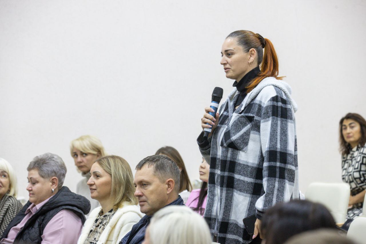 В Юровке состоялся выездной прием граждан В Юровке состоялся выездной прием граждан